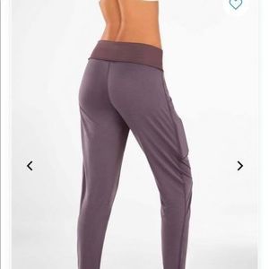 Fabletics Maj Tricot Pant